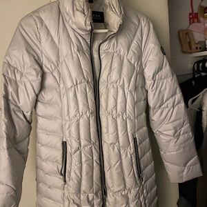 Guess puffer